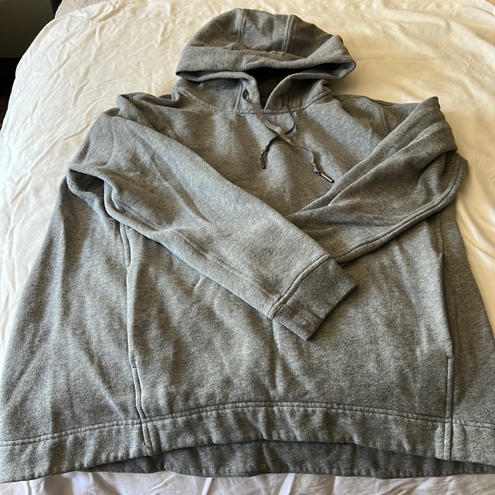 Lululemon grey pullover hoodie